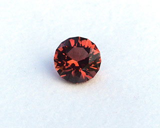 2.65 ct Red Oregon Sunstone