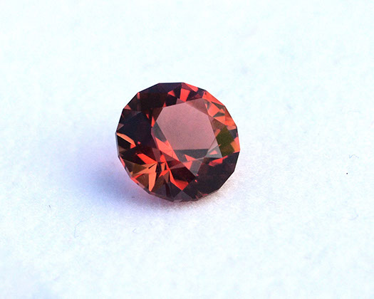 2.65 ct Red Oregon Sunstone
