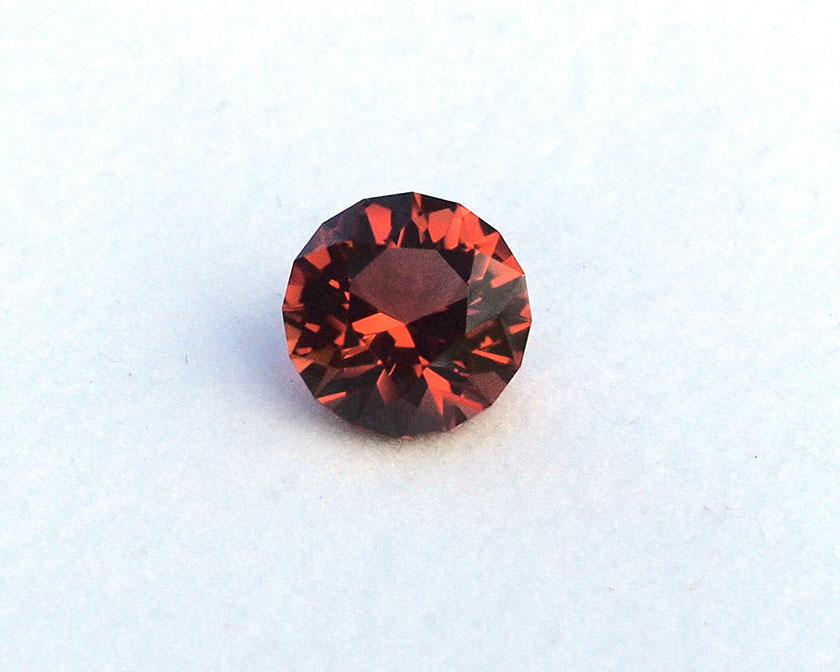 2.65 ct Red Oregon Sunstone