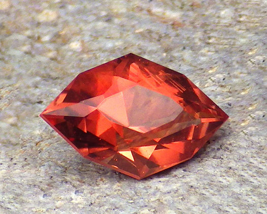 Oregon sunstone – padparadscha color