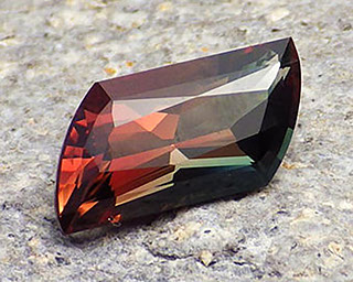 Oregon sunstone - bi-color
