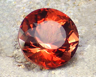 Oregon sunstone – brickwall red color