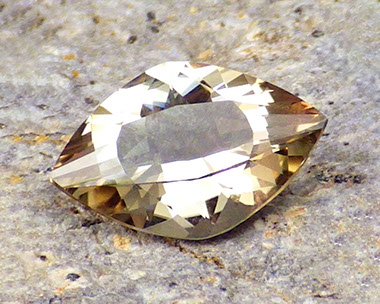 Oregon sunstone - straw color