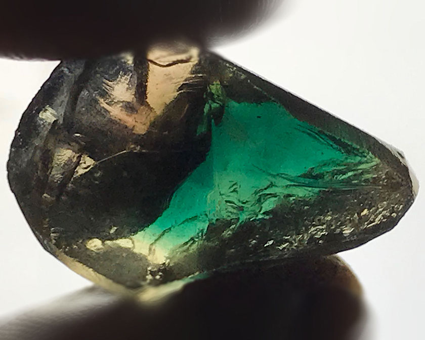 Oregon sunstone – peacock blue-green color