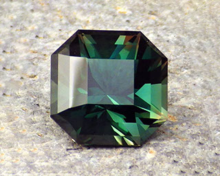 Oregon sunstone – blue-teal color
