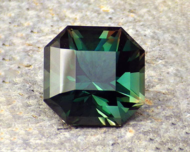 Oregon sunstone – blue-teal color