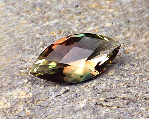 Oregon sunstone – mystique-multicolor