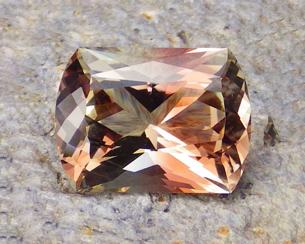 Oregon sunstone – mystique-multicolor