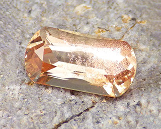 Oregon sunstone - standard schiller