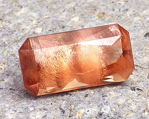 Oregon sunstone - copper schiller