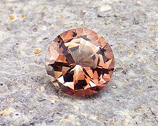 Oregon sunstone - rose pink color