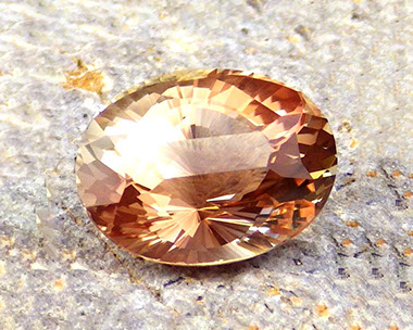 Oregon sunstone - peach color