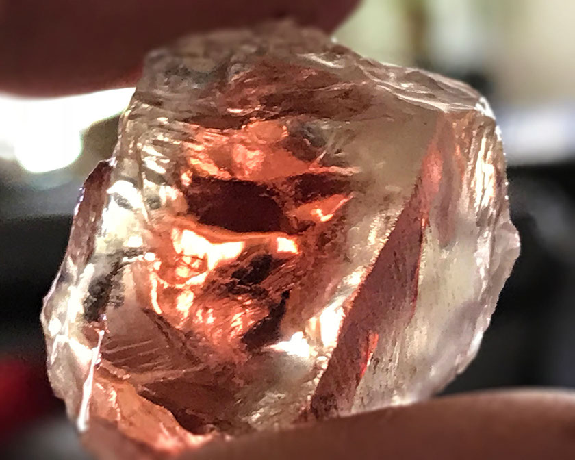 Oregon sunstone - peach color
