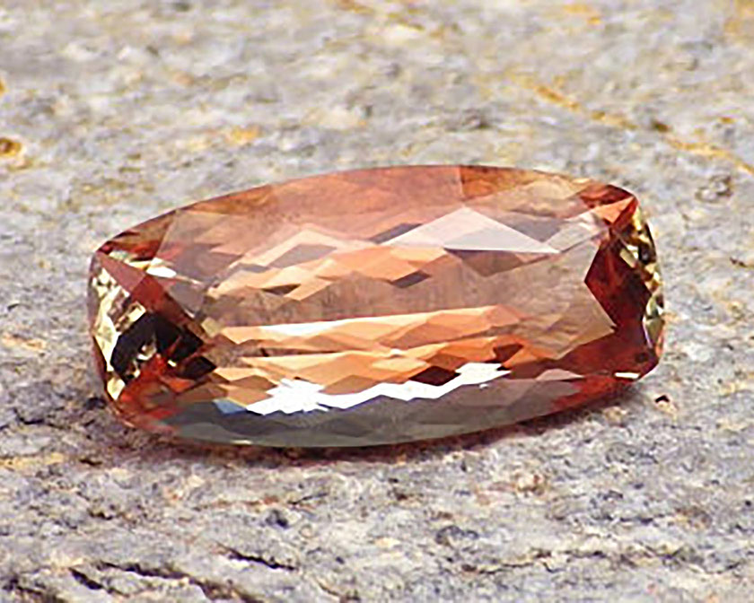 Oregon sunstone - peach color