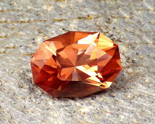 Oregon sunstone – pink-orange color