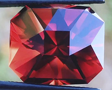 11.30 ct Oregon Sunstone from Sunstone Butte Mine