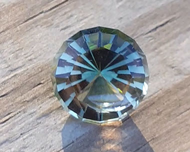 5.80 ct Dichroic Oregon Sunstone