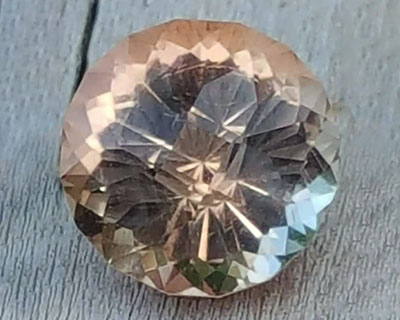 1.965 ct Dichroic Oregon Sunstone